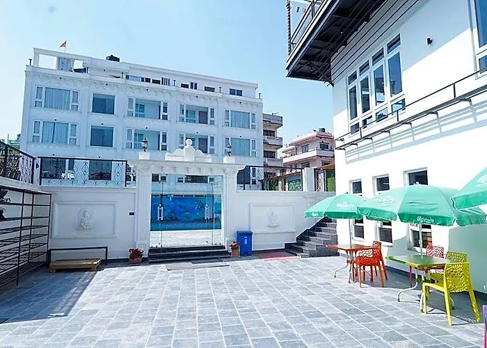 Lotus Club Boutique Hotel 3*