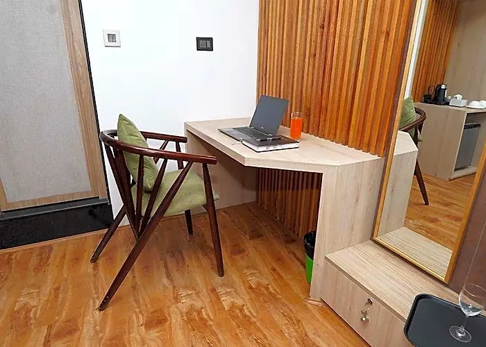 Lotus Club Boutique Hotel 3*