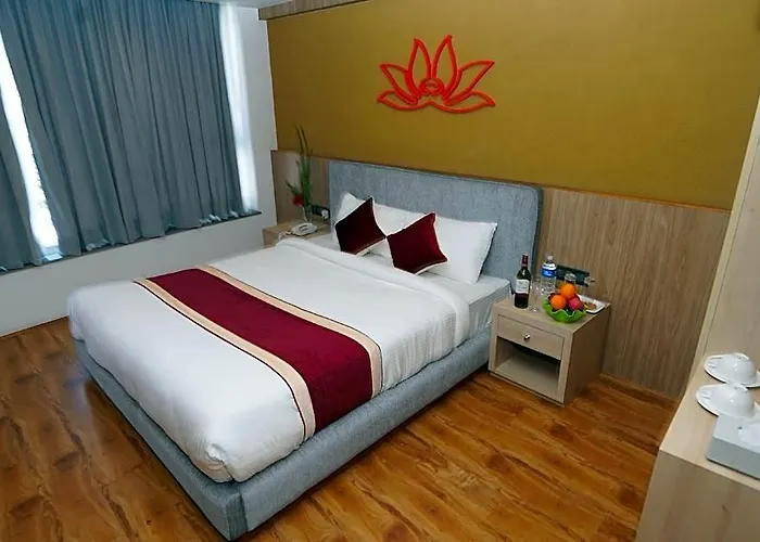 Lotus Club Boutique 3*